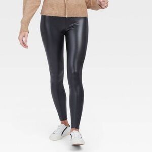 Assets by Spanx Faux Leather shaping leggings M